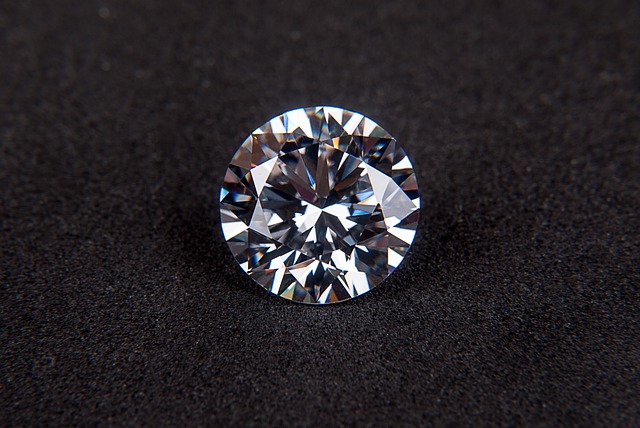 尋找最好的實驗室生長鑽石:評論，和買家提示