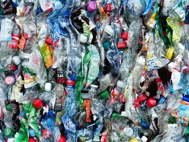 塑料可以回收成什麼?(&)重用